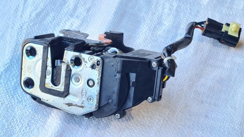 Serratura porta attuatore