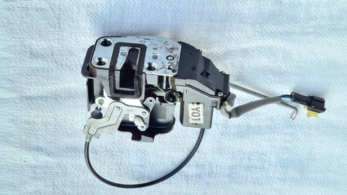 Serratura porta attuatore